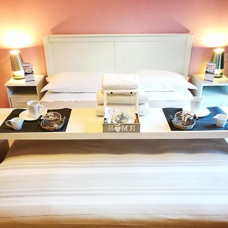 Bed and breakfast Antica Aria Di Roma Extérieur photo